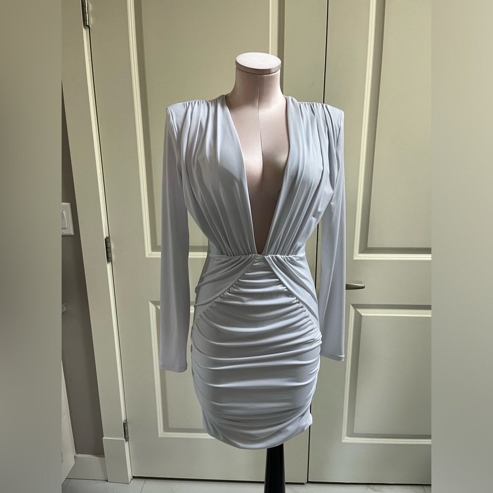 NOOKIE Elegant White Long Sleeve Dress NWT size M